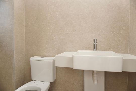Suíte 1 - Banheiro  de apartamento à venda com 3 quartos, 99m² em Savassi, Belo Horizonte