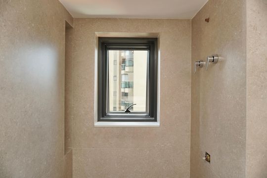 Suíte 1 - Banheiro  de apartamento à venda com 3 quartos, 99m² em Savassi, Belo Horizonte
