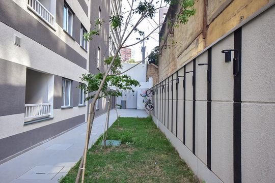 Bicicletário de apartamento para alugar com 2 quartos, 32m² em Jardim Monte Kemel, São Paulo