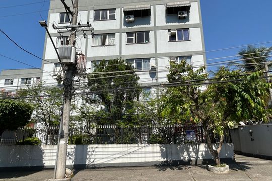 Fachada de apartamento para alugar com 2 quartos, 55m² em Jacarepaguá, Rio de Janeiro