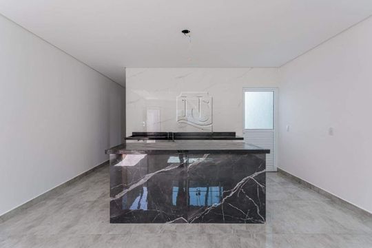 Casa à venda com 3 quartos, 85m² em Vila Vitória, Santo André