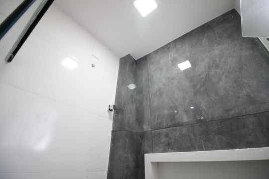 Banheiro da Suíte 3 de casa à venda com 3 quartos, 120m² em Taquara, Rio de Janeiro