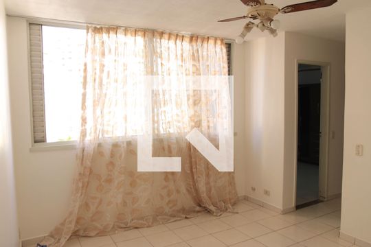 Sala de apartamento para alugar com 2 quartos, 52m² em Setor Central, Goiânia
