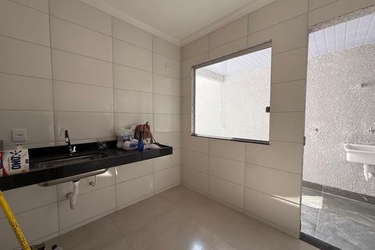 Cozinha de apartamento para alugar com 2 quartos, 62m² em Chacaras Reunidas Santa Terezinha, Contagem