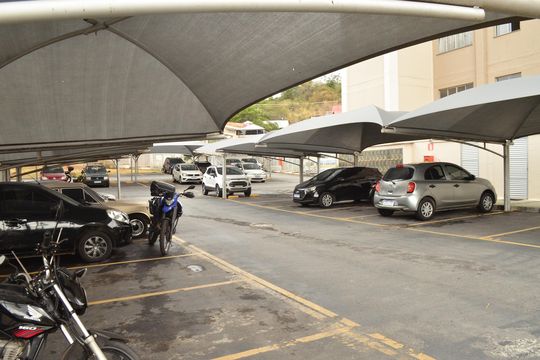 Garagem de apartamento à venda com 2 quartos, 47m² em Pousada Santo Antonio, Belo Horizonte