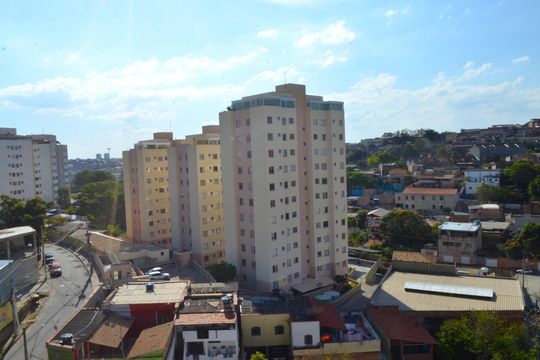 Vista da Sala de apartamento à venda com 2 quartos, 47m² em Pousada Santo Antonio, Belo Horizonte
