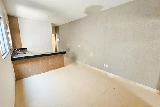 Casa à venda com 2 quartos, 64m² em Setor Aeroporto, Goiânia