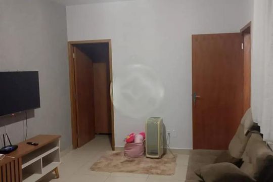 Casa à venda com 2 quartos, 64m² em Setor Aeroporto, Goiânia