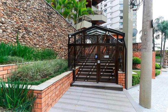 Fachada de apartamento à venda com 4 quartos, 252m² em Santana, São Paulo