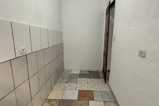 Corredor  de casa à venda com 4 quartos, 125m² em Parque Santana, Barueri