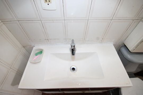 Banheiro social de apartamento para alugar com 2 quartos, 120m² em Cidade Tiradentes, São Paulo