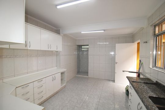 Cozinha de casa para alugar com 3 quartos, 250m² em Mandaqui, São Paulo