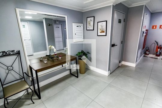 Área comum de apartamento à venda com 2 quartos, 55m² em Conjunto Promorar Raposo Tavares, São Paulo