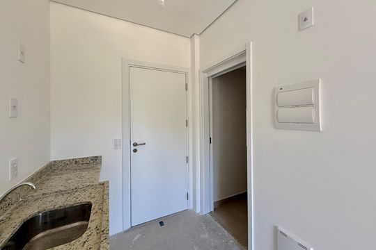 Cozinha  de kitnet/studio para alugar com 1 quarto, 19m² em Santo Amaro, São Paulo