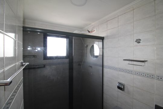 Banheiro 2 de apartamento à venda com 3 quartos, 90m² em Carandiru, São Paulo