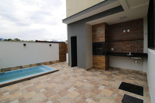Quintal de apartamento à venda com 3 quartos, 120m² em Taquara, Rio de Janeiro
