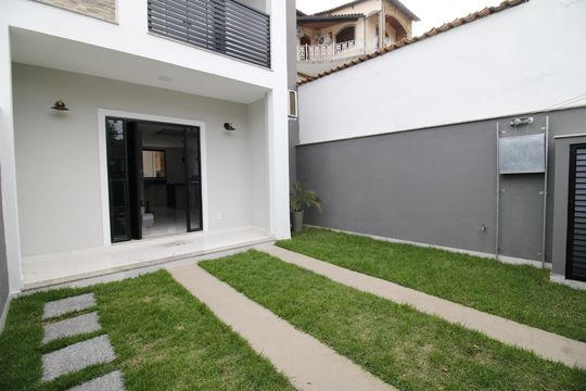 Garagem de apartamento à venda com 3 quartos, 120m² em Taquara, Rio de Janeiro