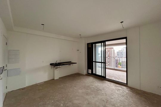 Sala e cozinha de apartamento à venda com 2 quartos, 69m² em Itaim Bibi, São Paulo