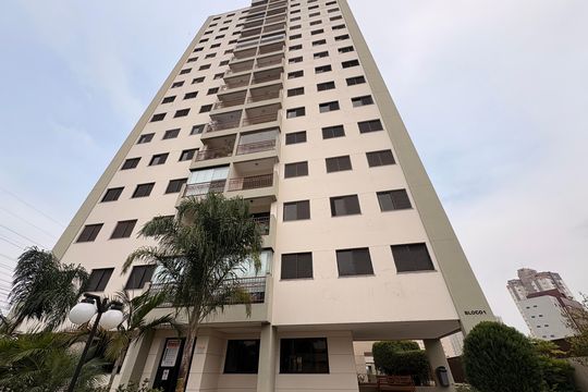 Fachada do bloco de apartamento para alugar com 2 quartos, 80m² em Vila Floresta, Santo André