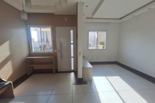 Casa de Condomínio para alugar com 2 quartos, 90m² em Jardim Imperador, Suzano