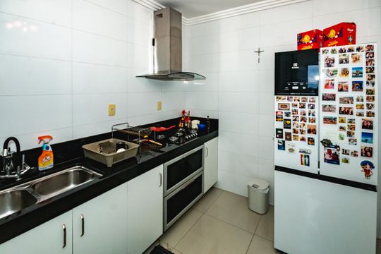 Casa à venda com 4 quartos, 303m² em Santa Amelia, Belo Horizonte