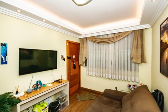 Casa à venda com 4 quartos, 303m² em Santa Amelia, Belo Horizonte