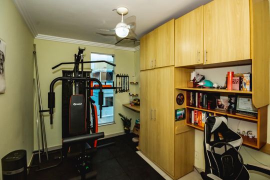 Casa à venda com 4 quartos, 303m² em Santa Amelia, Belo Horizonte