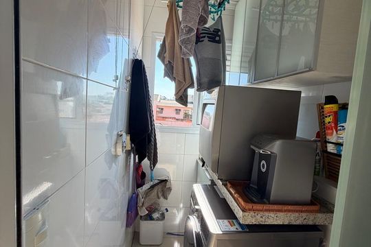 Área de serviço de apartamento à venda com 2 quartos, 57m² em Santa Terezinha, Santo André