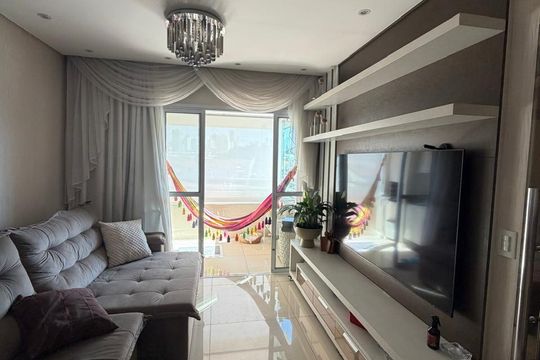 Apartamento à venda com 2 quartos, 57m² em Santa Terezinha, Santo André