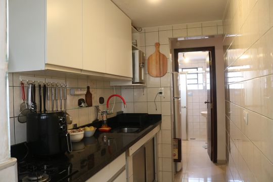 Cozinha e Área de Serviço de apartamento à venda com 1 quarto, 50m² em Água Branca, São Paulo