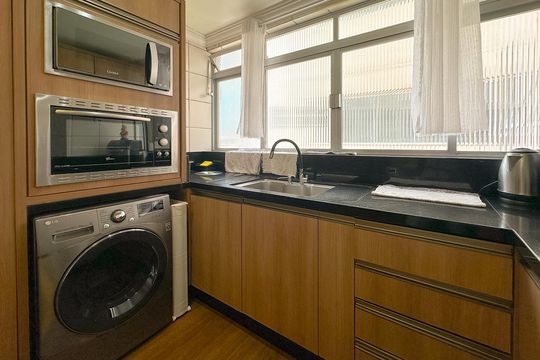 Cozinha de apartamento para alugar com 2 quartos, 52m² em Jardim Cidade de Florianopolis, São José