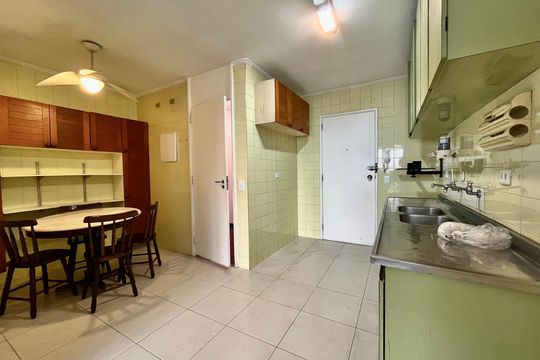 Apartamento para alugar com 3 quartos, 135m² em Lagoa, Rio de Janeiro