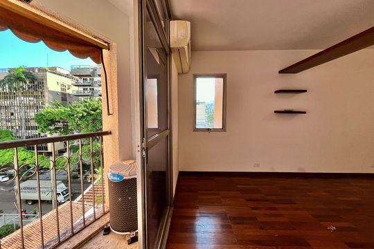 Apartamento para alugar com 3 quartos, 135m² em Lagoa, Rio de Janeiro