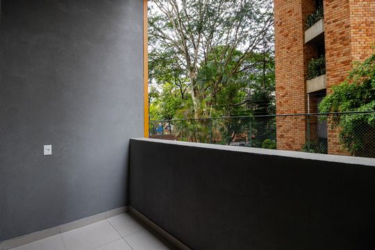 Sacada de kitnet/studio à venda com 1 quarto, 141m² em Indianópolis, São Paulo