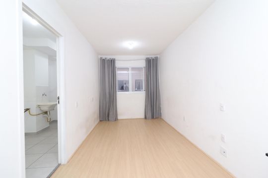 Casa para alugar com 1 quarto, 28m² em Jardim Helena, São Paulo