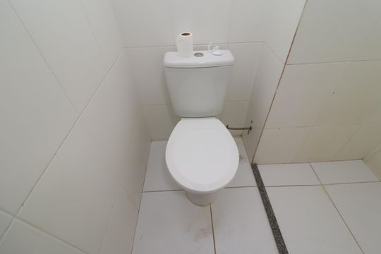 Banheiro de casa para alugar com 1 quarto, 28m² em Jardim Helena, São Paulo
