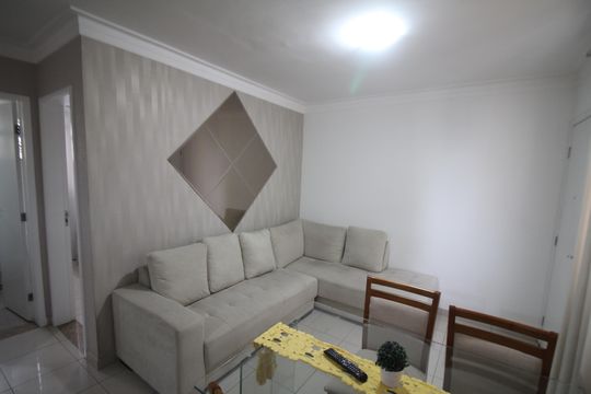 Sala de apartamento para alugar com 2 quartos, 49m² em Camargos, Belo Horizonte