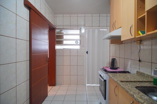 Cozinha de apartamento à venda com 2 quartos, 70m² em Centro, São Leopoldo