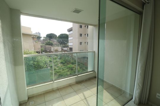 Sacada de apartamento para alugar com 2 quartos, 73m² em Tabajaras, Uberlândia