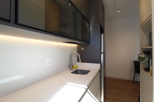 Cozinha de apartamento para alugar com 1 quarto, 30m² em Planalto Paulista, São Paulo