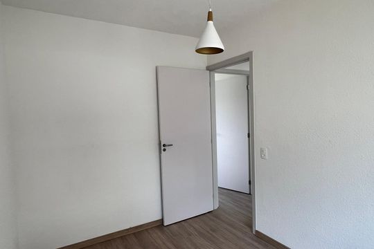 Quarto de apartamento para alugar com 2 quartos, 41m² em Nova Esperança, Cachoeirinha