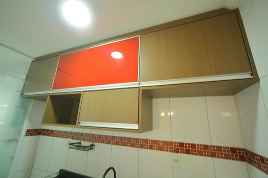 Cozinha  de apartamento à venda com 2 quartos, 48m² em Bairro dos Casa, São Bernardo do Campo
