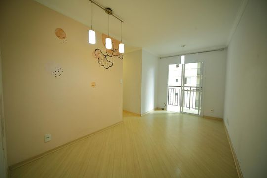 Sala de apartamento à venda com 2 quartos, 48m² em Bairro dos Casa, São Bernardo do Campo