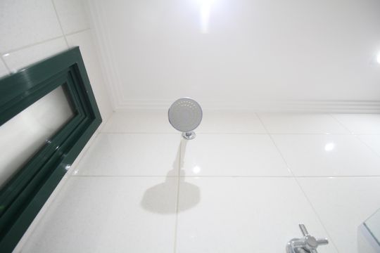 Banheiro de apartamento para alugar com 2 quartos, 74m² em Vila Suzana, São Paulo