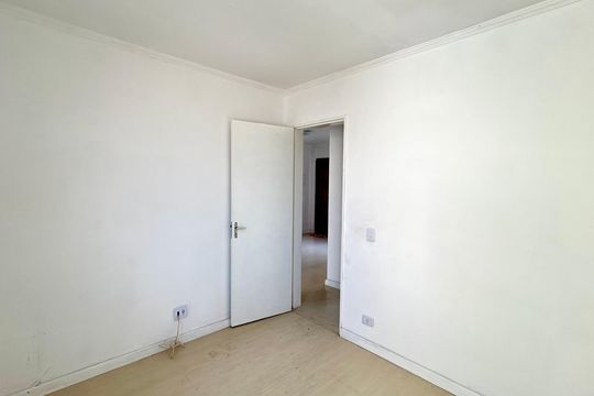 Quarto 2 de apartamento à venda com 2 quartos, 50m² em Vila Bremen, Guarulhos