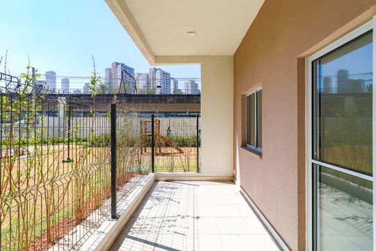 varanda de apartamento para alugar com 2 quartos, 48m² em Vila Andrade, São Paulo