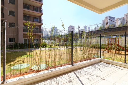 varanda de apartamento para alugar com 2 quartos, 48m² em Vila Andrade, São Paulo