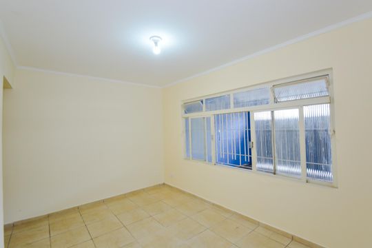 Sala de casa para alugar com 2 quartos, 250m² em Jardim Figueira, Guarulhos