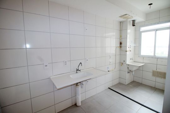 Cozinha de apartamento à venda com 2 quartos, 43m² em Vista Alegre, Rio de Janeiro