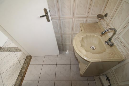 Banheiro de apartamento à venda com 2 quartos, 68m² em Jardim São Paulo, São Paulo